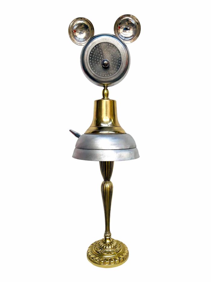 Escultura de Mickey Mouse