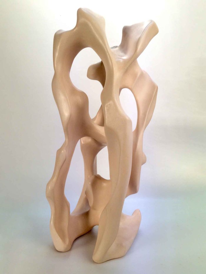 Escultura amb formes orgàniques
